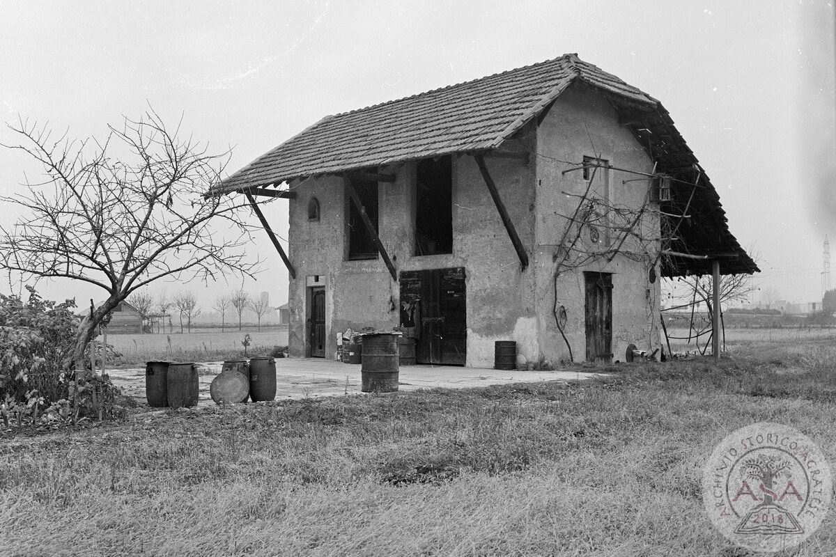 Cascinotto con pergolato