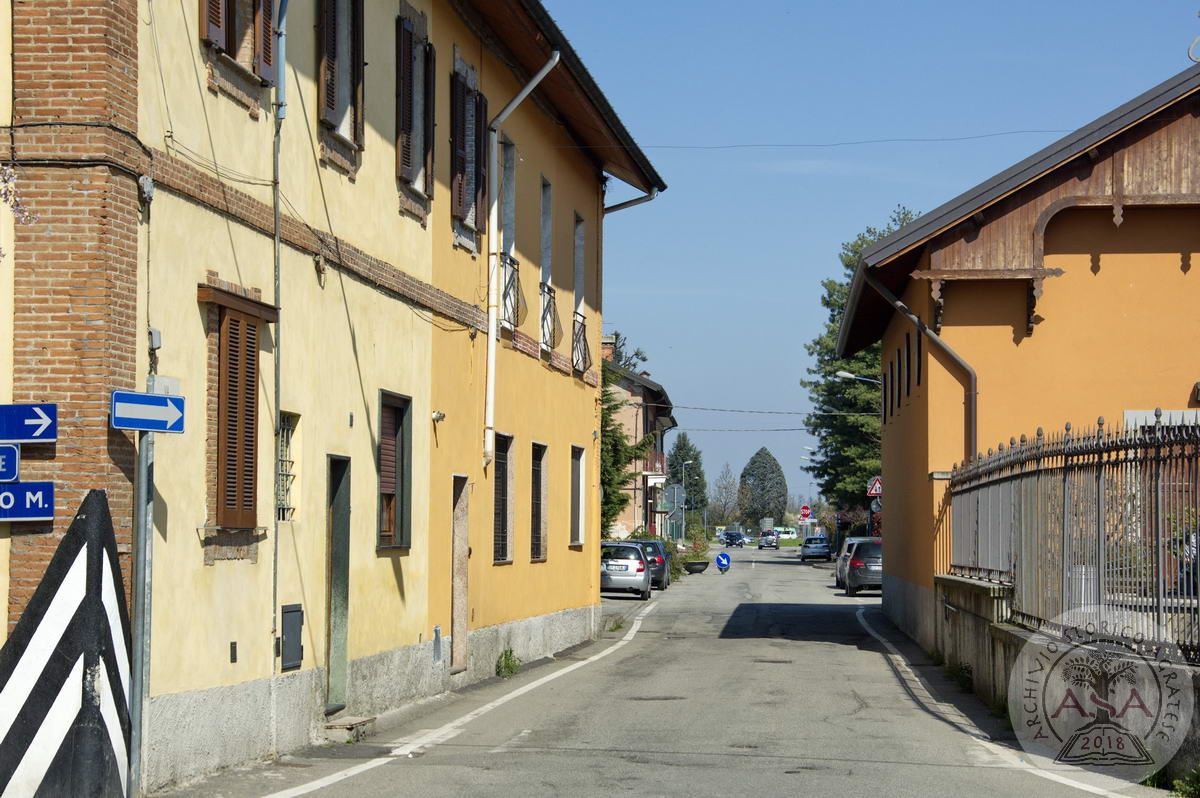 Omate, via D. Chiesa verso Cavenago e scorcio del cinema