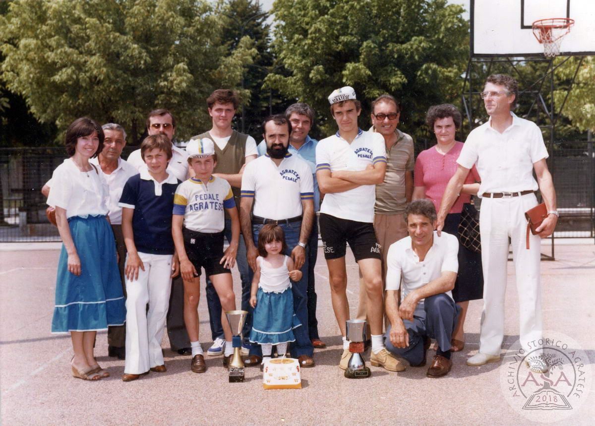 Gruppo con dirigenti con Giovanni Macchini e Cesare Sironi