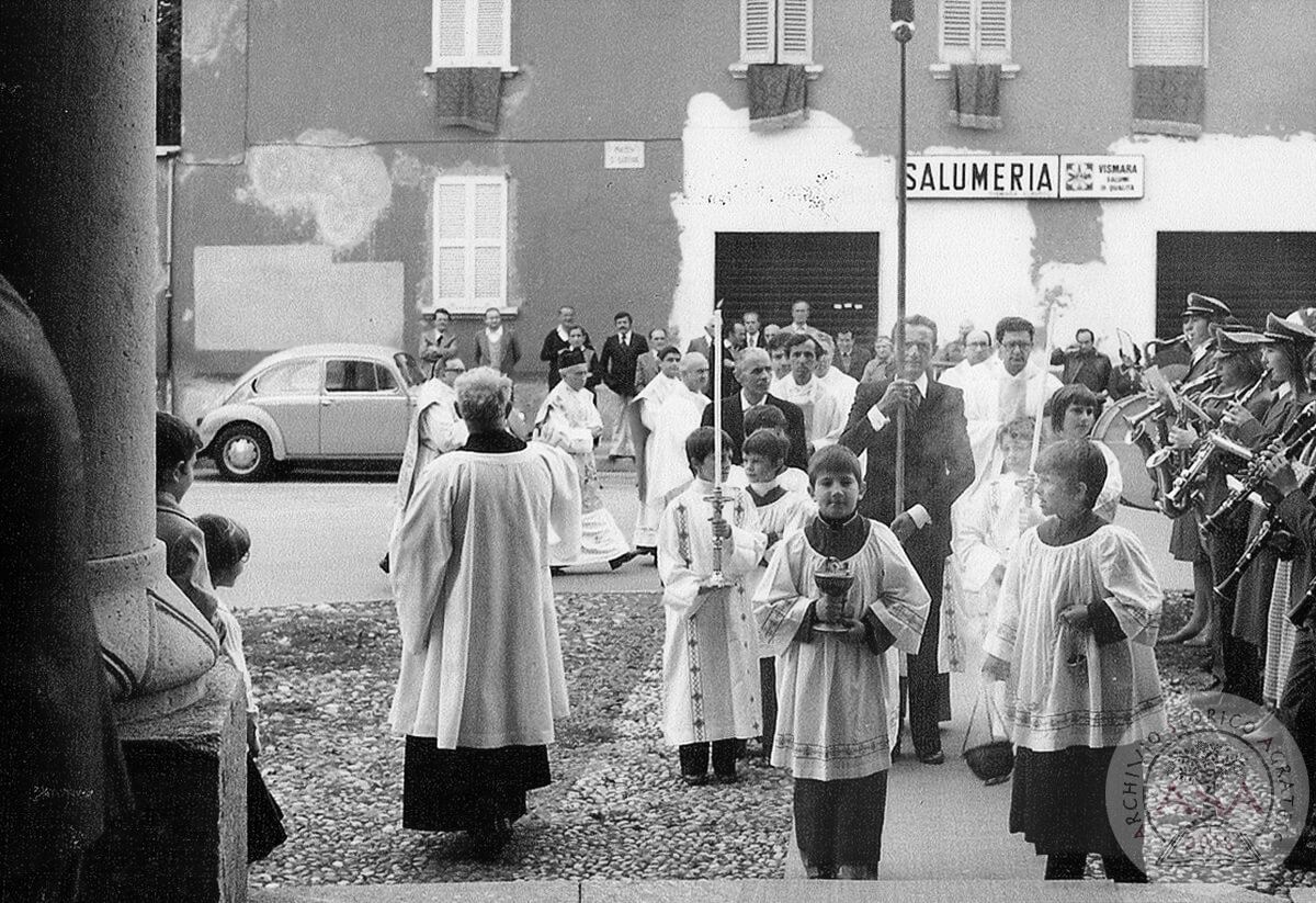 Festa del paese - Rientro in parrocchia