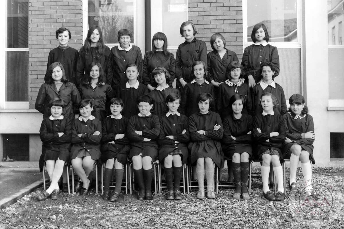 Anno scolastico 1967-1968 - (2C media femminile)