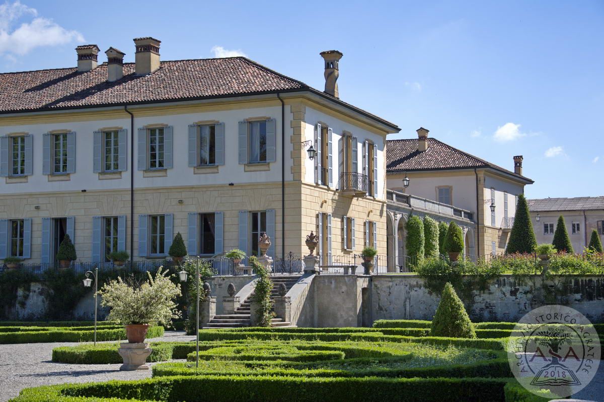 Villa Trivulzio - Esterni - Vista frontale dai giardini