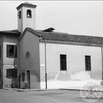 Piazza S. Maria con chiesa