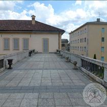 Villa Trivulzio - Interni - Terrazzo di collegamento fra edifici