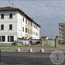 Omate, cascina Cascinetta vista dalla strada